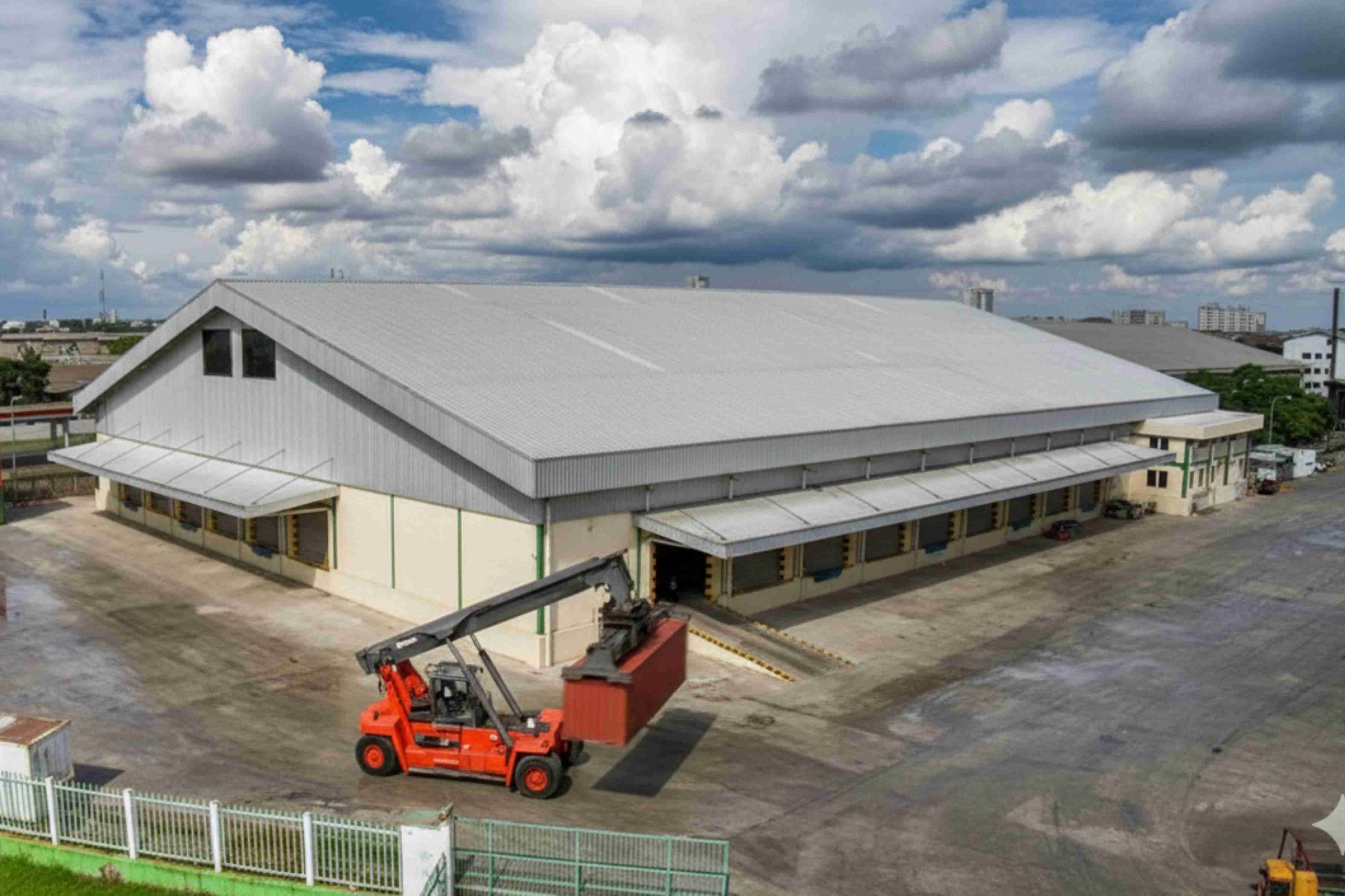 Warehouse & Distribution